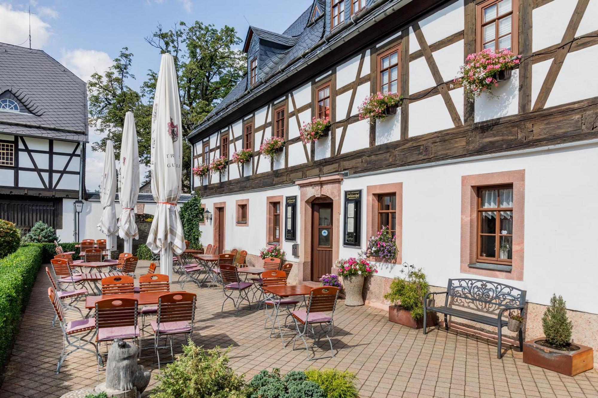 Hotel Folklorehof Chemnitz Exterior photo
