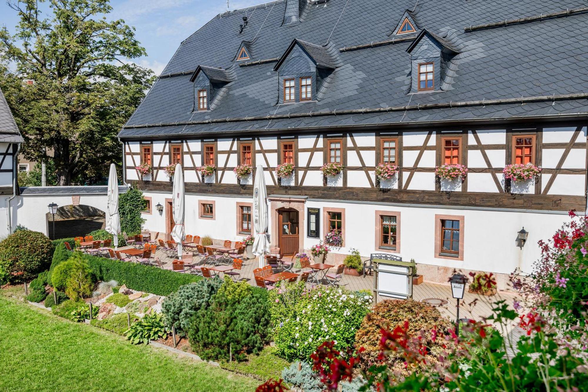 Hotel Folklorehof Chemnitz Exterior photo